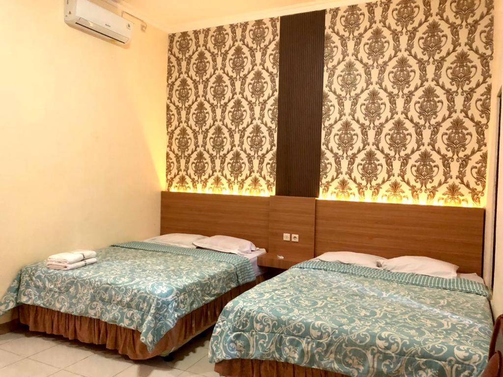 Grafika Hotel Dan Resto Gombong  Ngoại thất bức ảnh