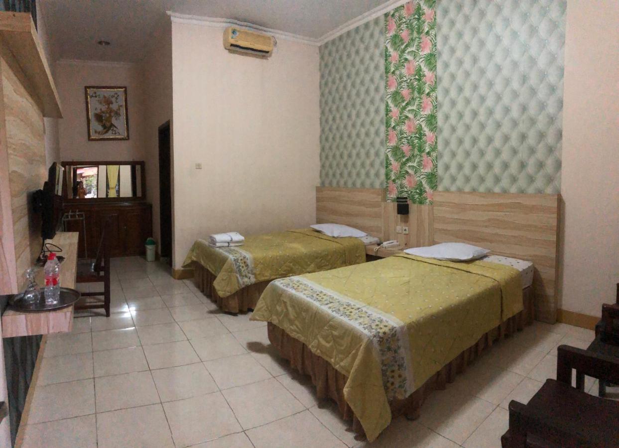 Grafika Hotel Dan Resto Gombong  Ngoại thất bức ảnh