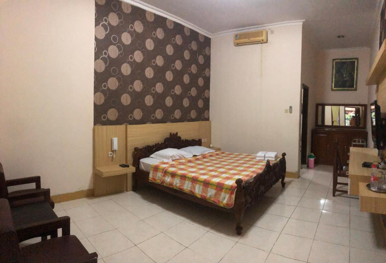 Grafika Hotel Dan Resto Gombong  Ngoại thất bức ảnh